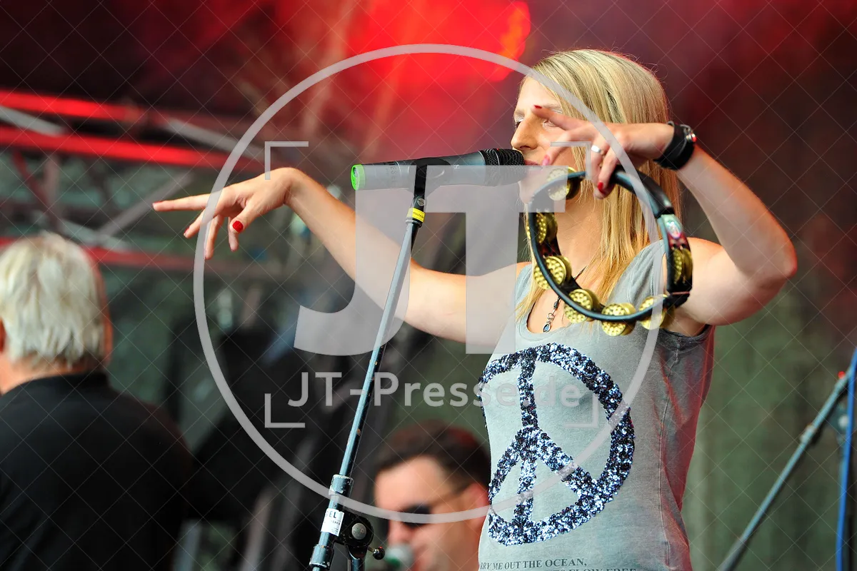 06.07.2014 - ALRIGHT NOW