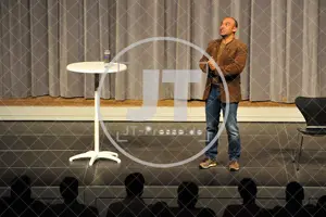 28.09.2014 - Django Asül - Paradigma