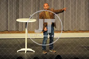 28.09.2014 - Django Asül - Paradigma