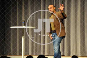 28.09.2014 - Django Asül - Paradigma