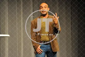 28.09.2014 - Django Asül - Paradigma