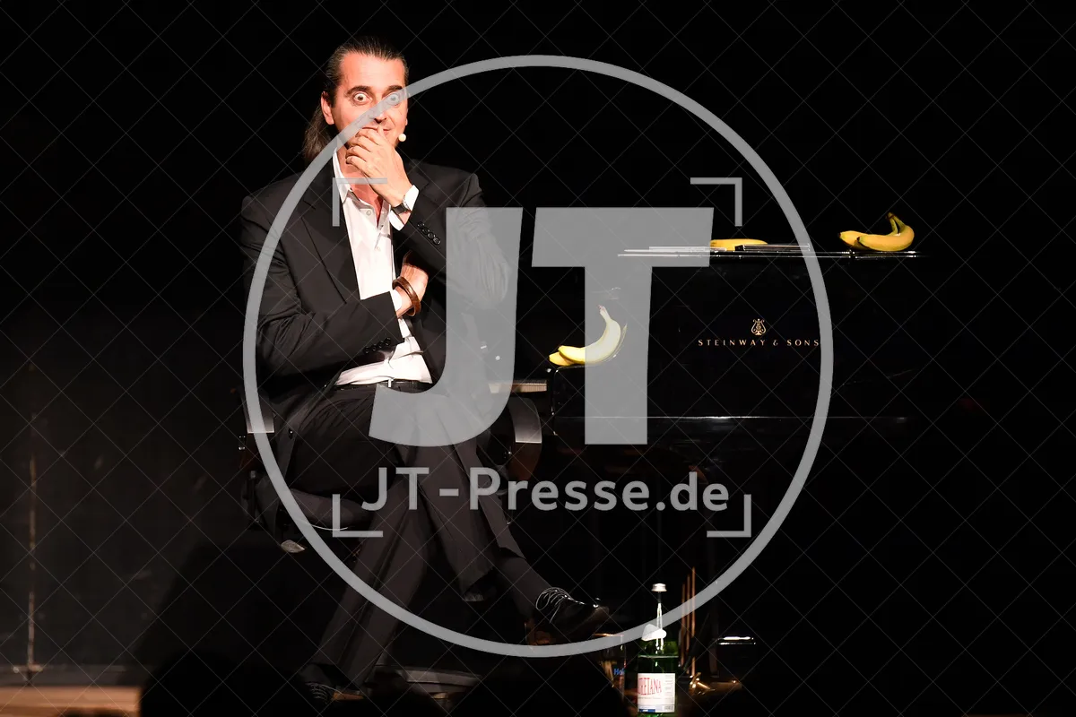 14.10.2017 - Hagen Rether - Liebe