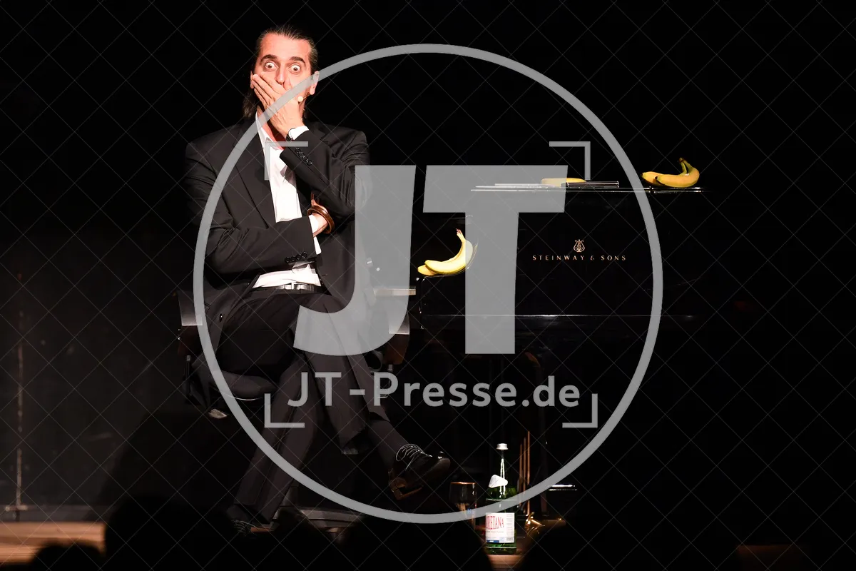 14.10.2017 - Hagen Rether - Liebe