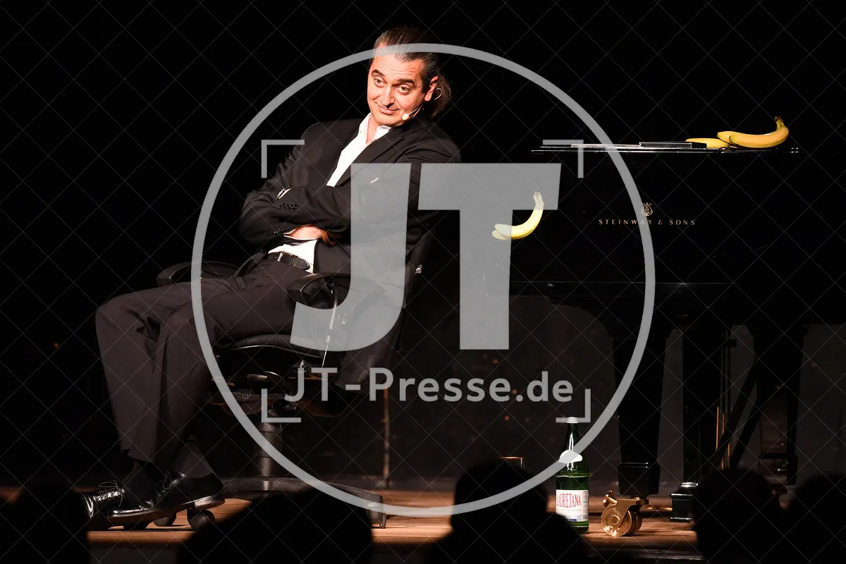 14.10.2017 - Hagen Rether - Liebe