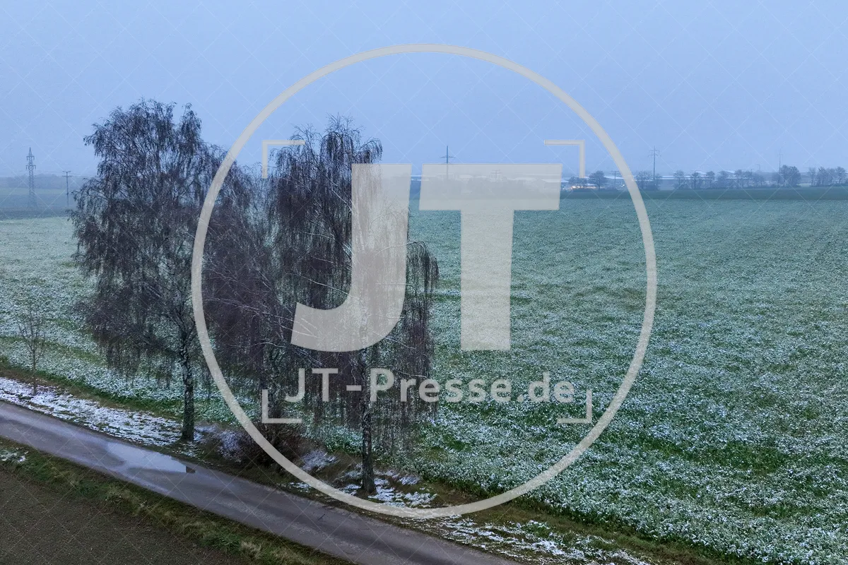 Erster Schnee im Altmühltal am 03.12.2022
