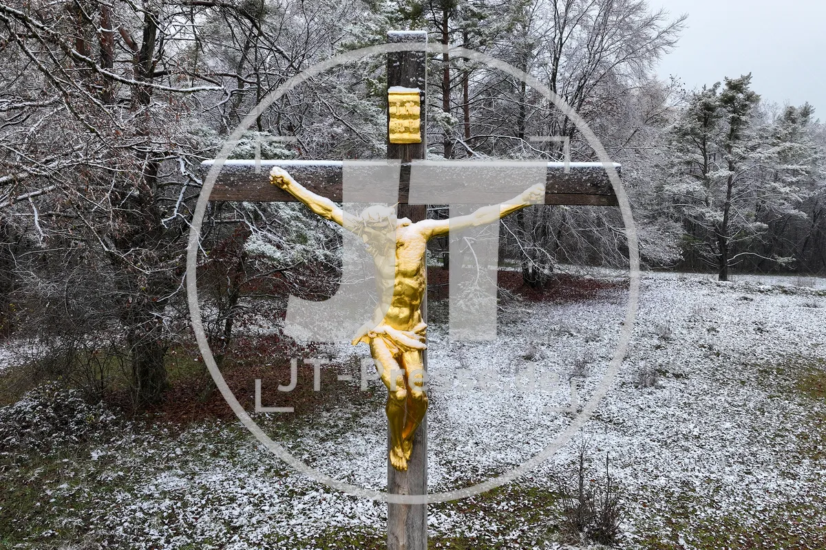 Erster Schnee im Altmühltal am 03.12.2022