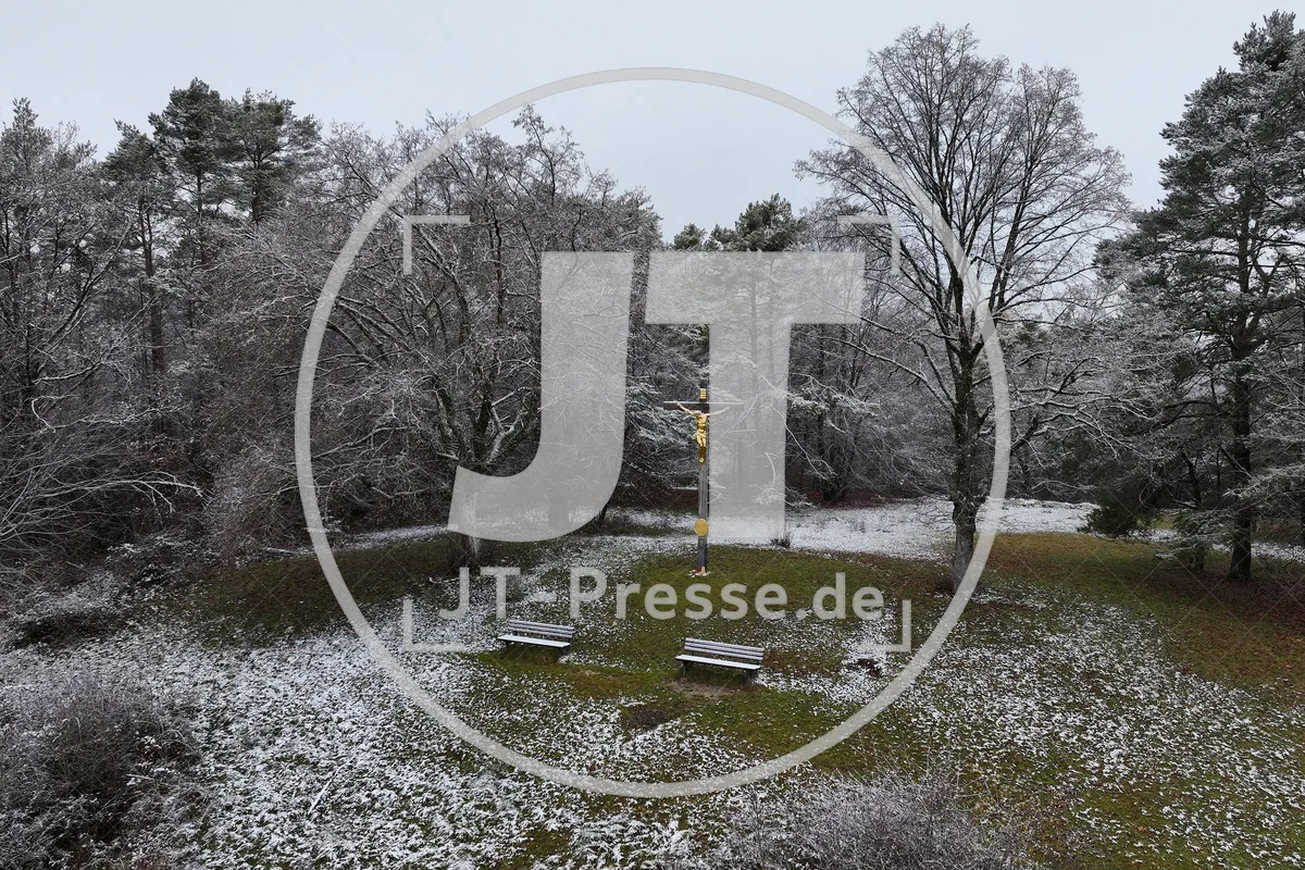 Erster Schnee im Altmühltal am 03.12.2022