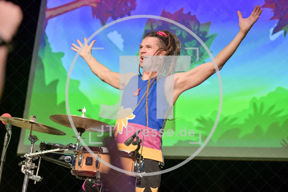Happy Jungle Show - die kunterbunte Urwaldshow mit Rodscha und Tom am 13.04.2024 im Alten Stadttheater in Eichstätt.