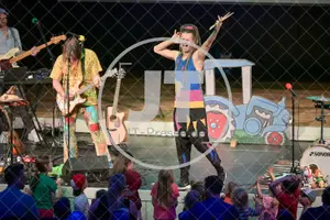 Happy Jungle Show - die kunterbunte Urwaldshow mit Rodscha und Tom am 13.04.2024 im Alten Stadttheater in Eichstätt.