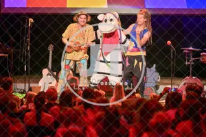 Happy Jungle Show - die kunterbunte Urwaldshow mit Rodscha und Tom am 13.04.2024 im Alten Stadttheater in Eichstätt.