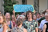 Demonstration gegen eine Veranstaltung der AfD am 09.07.2023 auf dem Residenzplatz in Eichstätt.