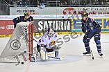 ERC Ingolstadt vs EHC Red Bull Muenchen, Eishockey, DEL, Deutsche Eishockey Liga, 04.12.2015